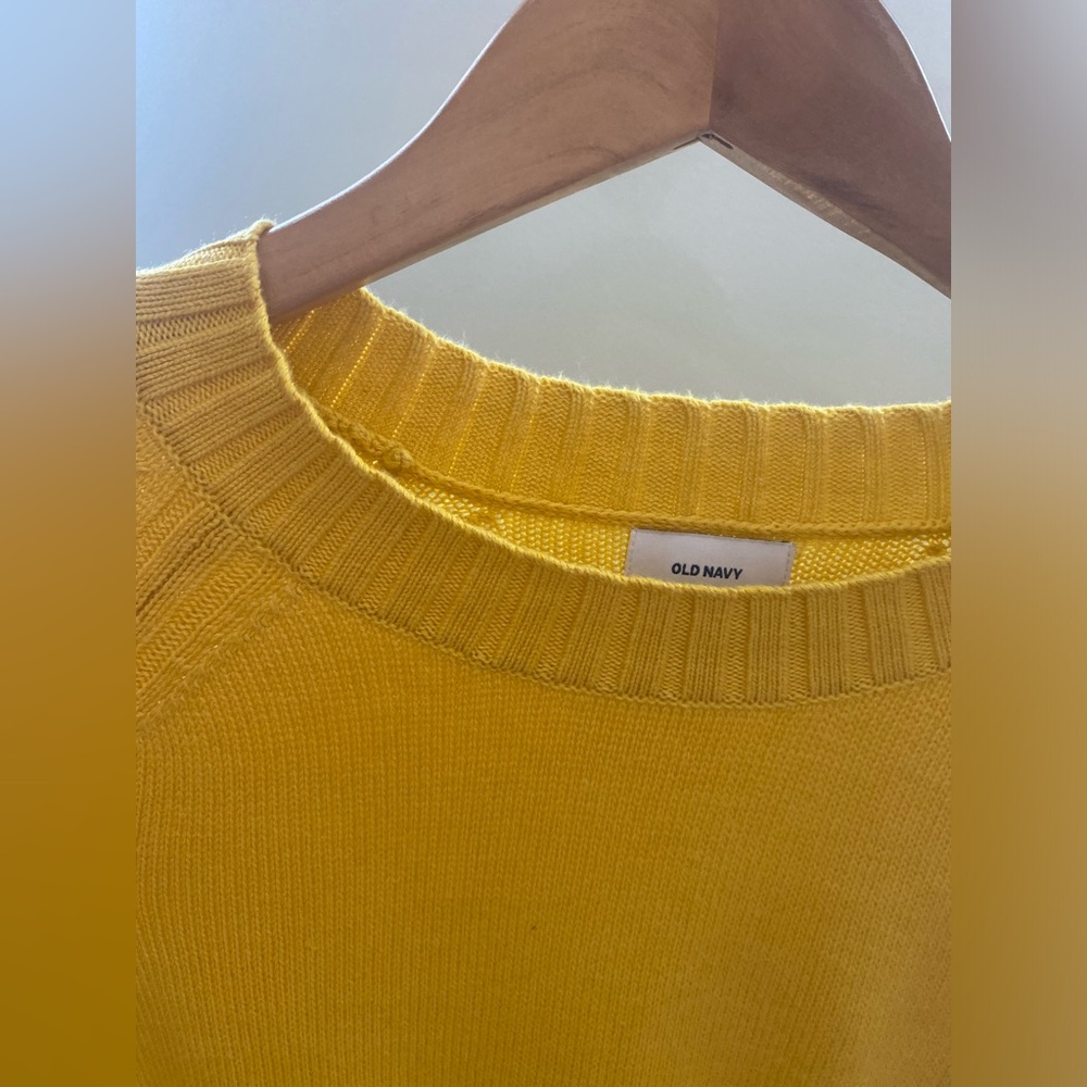 old navy crew sweater